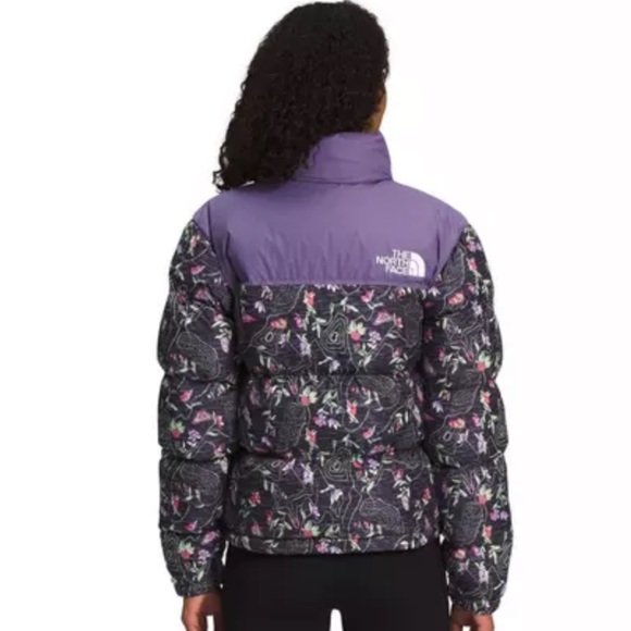 The North Face Women's 1996 Retro Nuptse Jacket - Picture 2 of 6